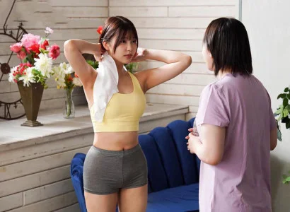 Em gái nóng bỏng tập yoga xong bị nện trên thảm